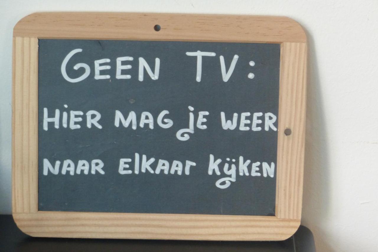 Slaaphuisje Het Vliegend Varken Genk Exterior photo